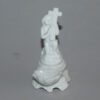 starozitna-mala-figuralni-kropenka-chlapec-s-krizem-bily-porcelan-1.jpg