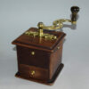 starozitny-dreveny-kavomlynek-biedermeier-mlynek-na-kafe-1.jpg