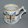 starozitny-hrnek-s-motylem-porcelan-rucne-malovany-1.jpg